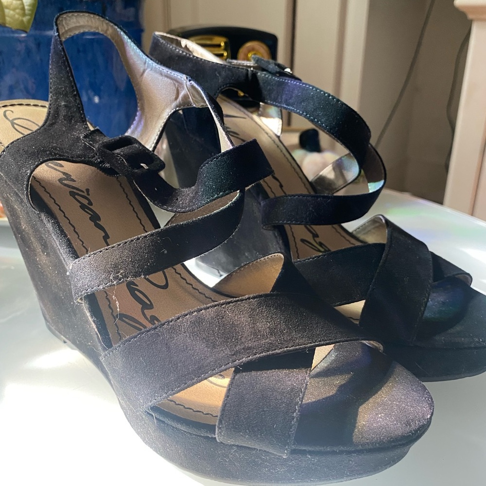 American Rag Women’s black suede wedge heels size 9